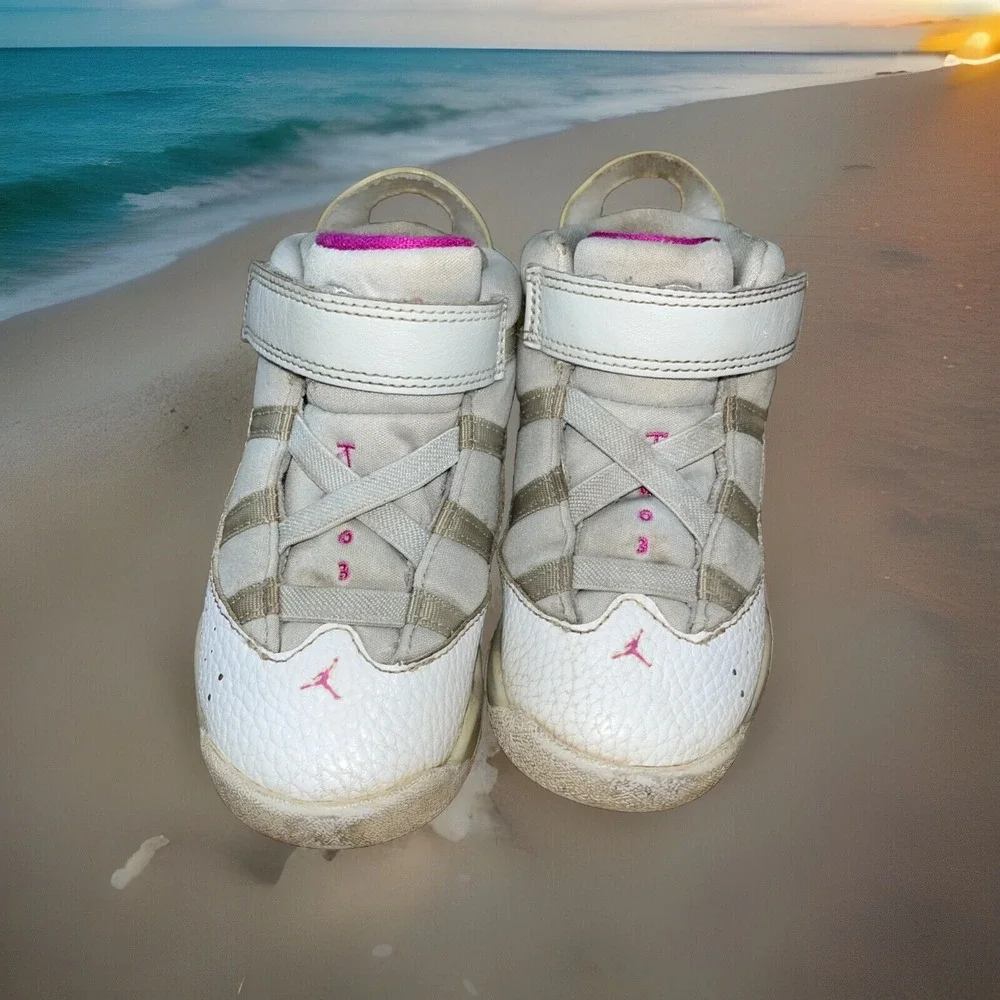 Nike Air Jordan 6 Rings Boys Size 9C White Athletic Shoes‎ Sneakers  942780-111